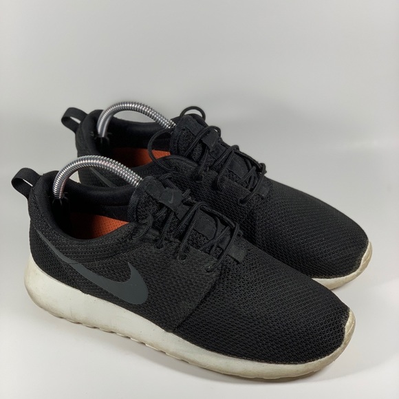 Nike Other - Nike Roshe Run One